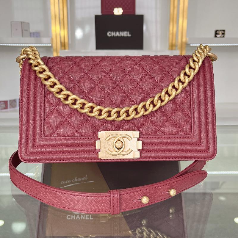 Chanel 2.55 Classic A67086 Fine Ball Pattern Lingge Wine Red Gilded Buckle